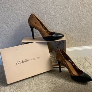Gorgeous never worn pumps.